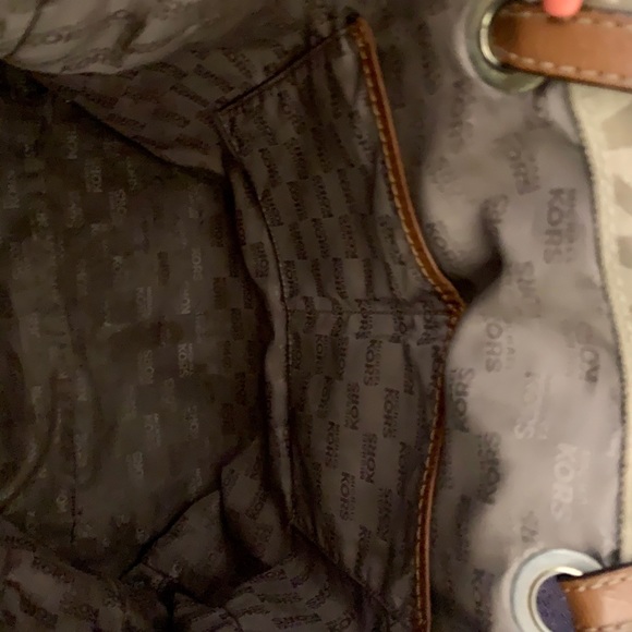 Michael Kors Signature Jacquard North South Tote - Picture 5 of 7